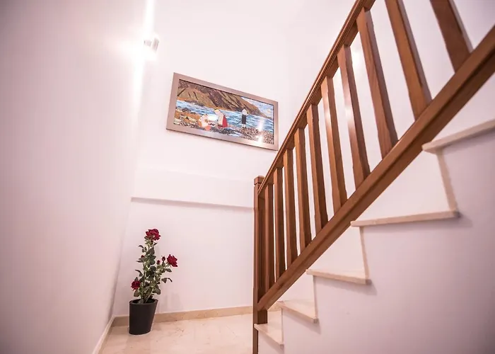 فيلة Elegant With Pool *