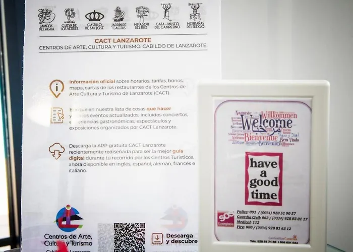 فيلة Elegant With Pool *